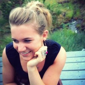 Meet your Posher, Julia